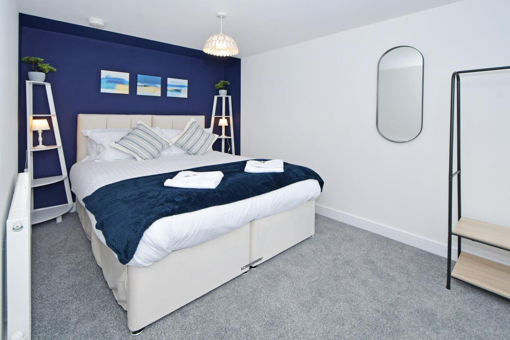 Sapphire Apartments By Yourstays - Luxury 2 Bedroom Apartments In Crewe Eksteriør billede