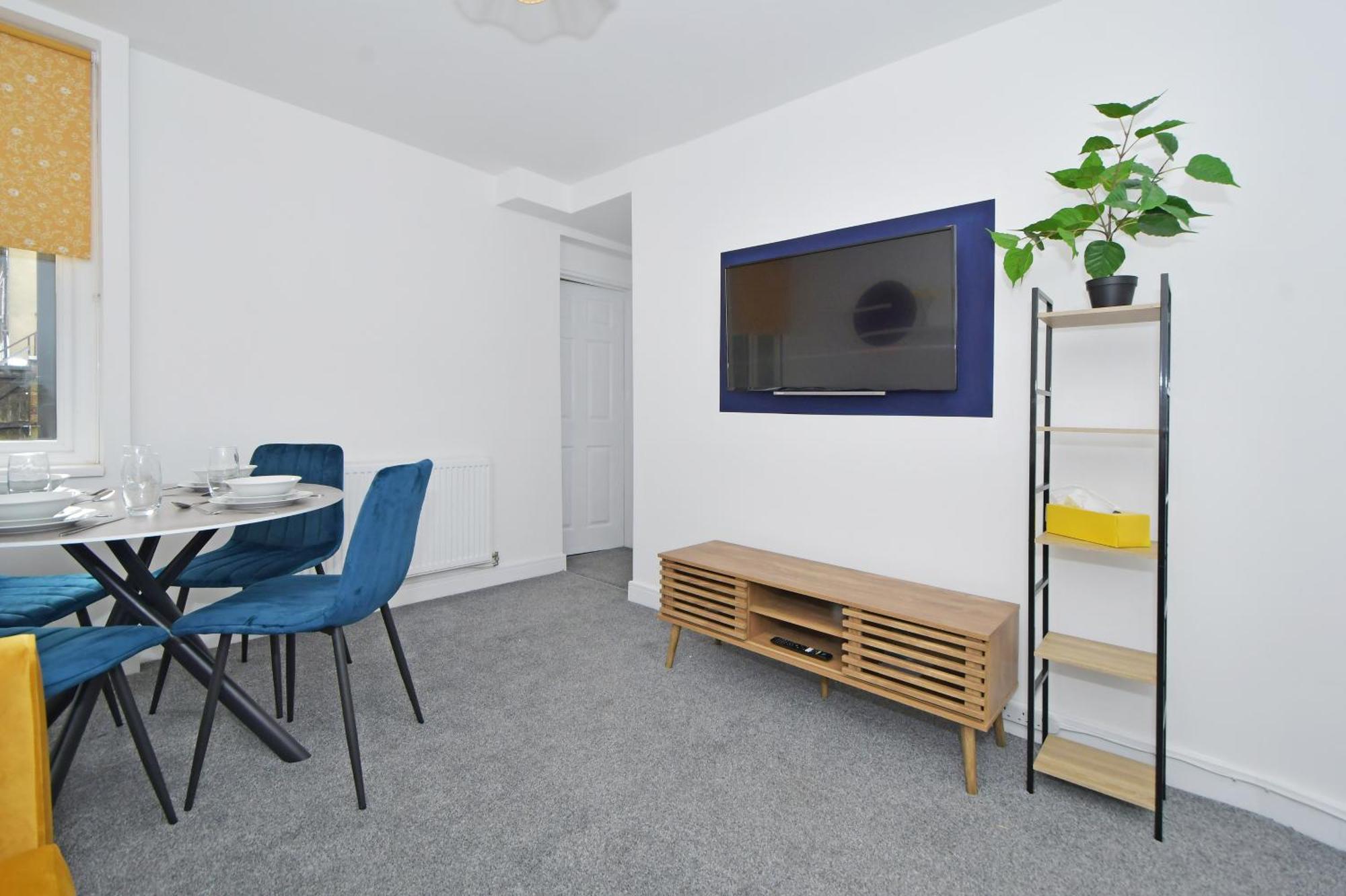 Sapphire Apartments By Yourstays - Luxury 2 Bedroom Apartments In Crewe Eksteriør billede